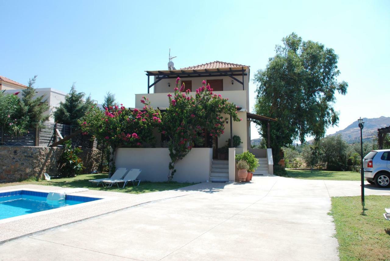 Villa With A Pool In Lefkogia Lefkogeia Esterno foto